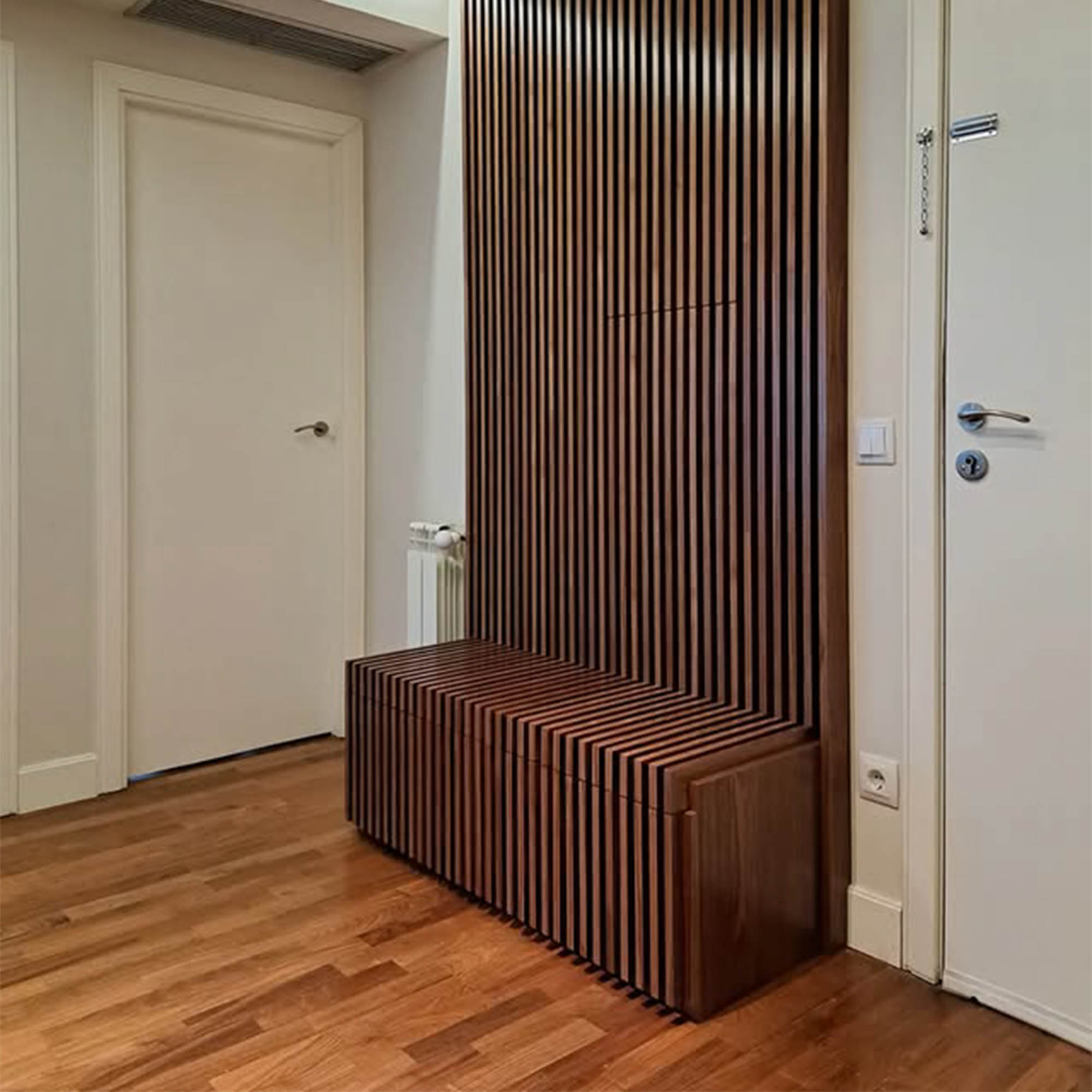 perchero con asiento a medida carpinteria careba